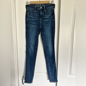 American Eagle - Next Level Stretch - High Rise Jegging - Size 4L - Classic Blue
